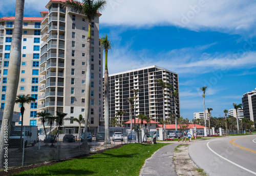 Fototapeta Naklejka Na Ścianę i Meble -  Luxury condos and rental apartments in Southwest Florida.