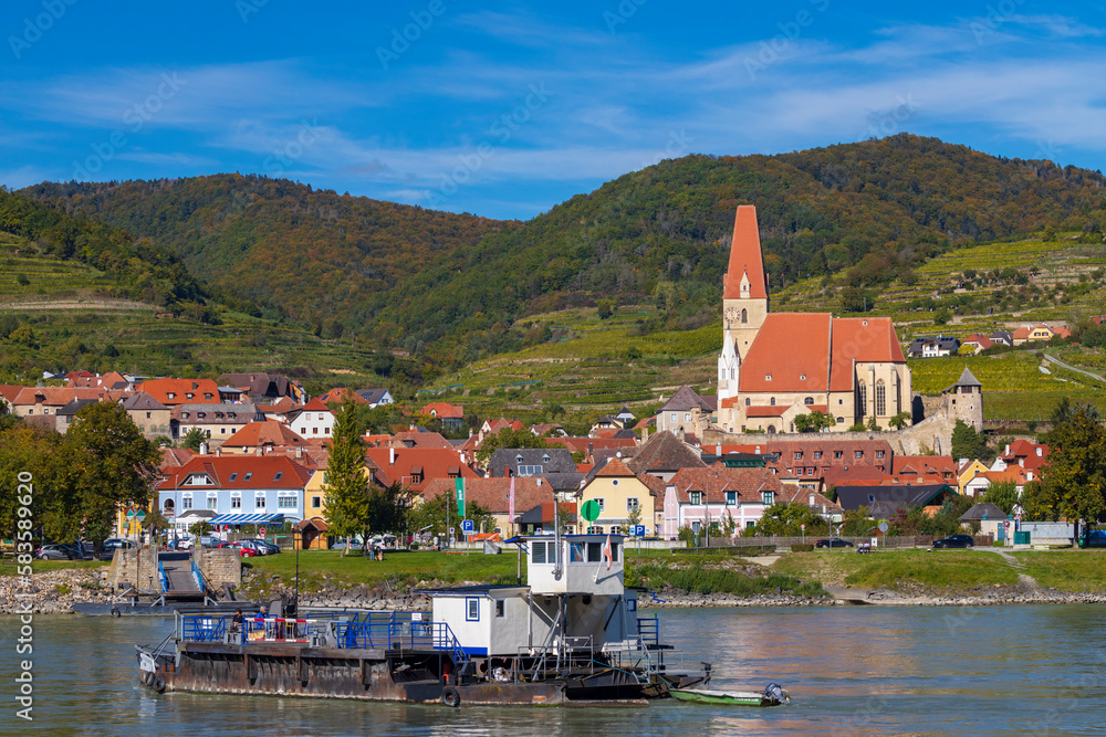 Wachau valley with Weisenkirchen in der Wachau and Danube river, UNESCO site, Austria