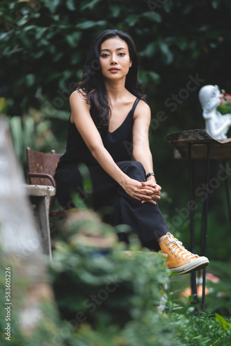 Beautiful girl in the garde...