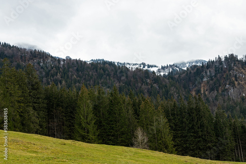 Fototapeta Naklejka Na Ścianę i Meble -  view from the Maisalm to the surrounding alpine landscape