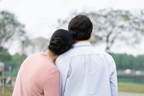 Elderly Asian couple in the park © 1112000