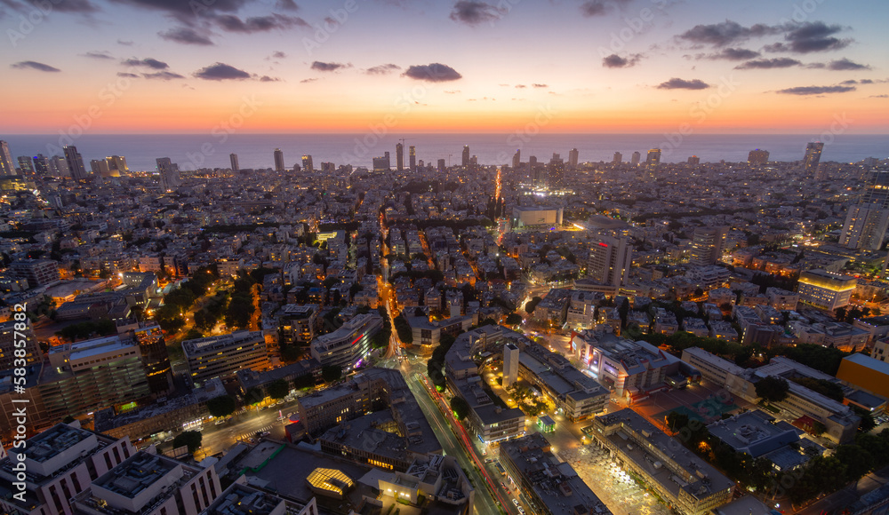 Fototapeta premium Tel Aviv sunset top skyline