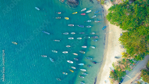 фотографія Barcos na Praia das Galinhas, Ilha do Frade, Vitoria, ES
