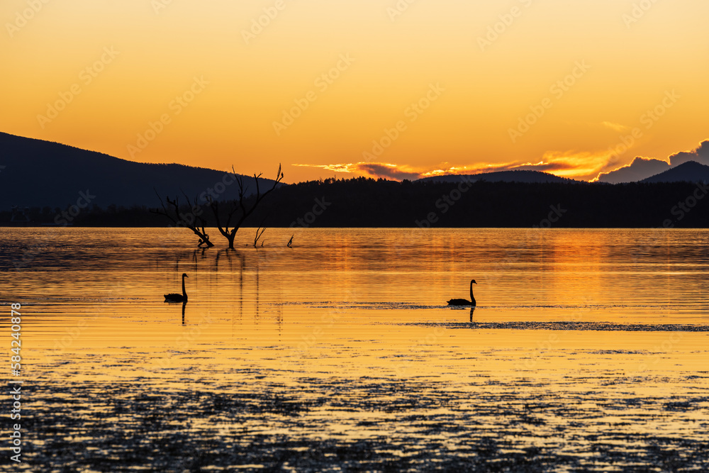 Naklejka premium sunset on the lake keepit
