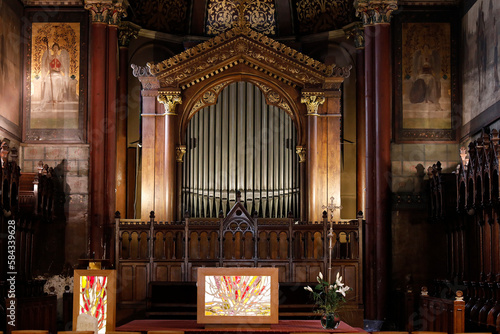 Obraz na plátne Saint-Martin-des-Champs catholic church, paris, France. Chancel.