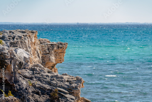rocks and sea © SWOF.ph