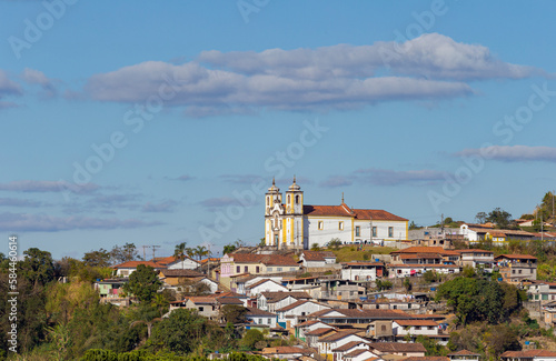 Vista do casario do bairro e da Igreja de Santa Efigênia, em Ouro Preto, Minas Gerais