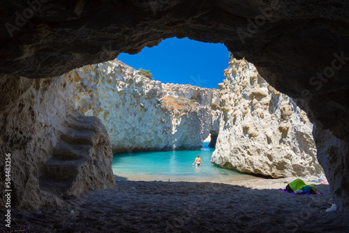 Fototapeta Naklejka Na Ścianę i Meble -  Cave of Papafragas beach in Milos island, Cyclades, Greece.