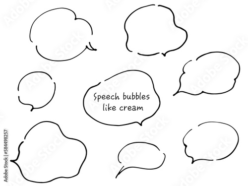 クリームのようなもやもやした形の線画ふきだし　ペンで書いた手描きのゆるいおしゃれな吹き出し