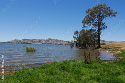 Stausee Murray River Lake Hume Tallangatta in Australien photo