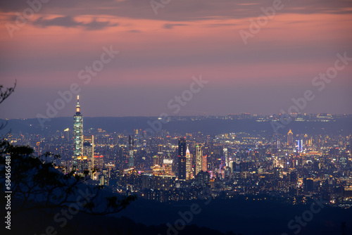 Dynamic Clouds and Urban Scenery  A image of Taipei s Evening Sky Mesmerizing Taipei Twilight  Orange Skies and Illuminated Cityscape
