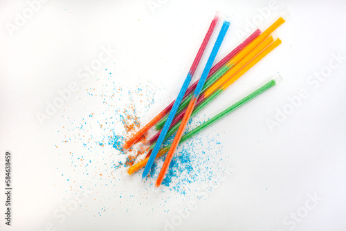 Quadro su tela Colorful kids candy sherbet filled straws on white