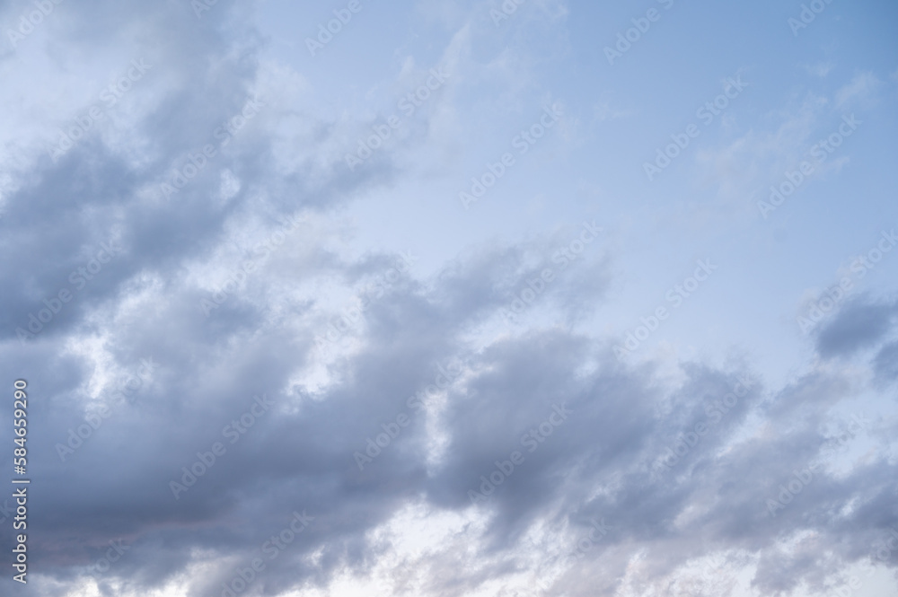 Skyward Dreams: A Captivating Photo of the Majestic Clouds
