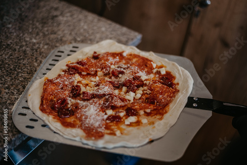 Obraz na płótnie Pizza z pieca opalanego drewnem. w salonie
