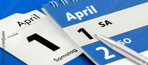 Deutscher Kalender Datum 1. April 2023 mit Kugelscheiber