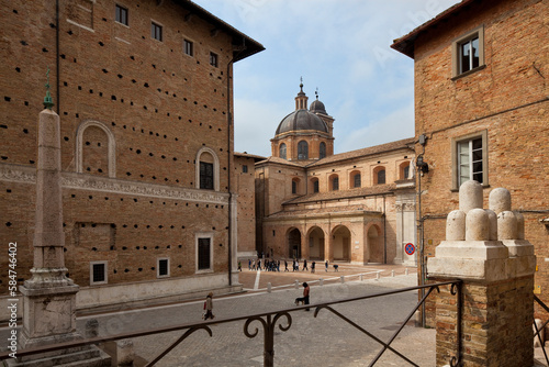 Palazzo Ducale di Urbino. Piazza Rinascimento
 photo