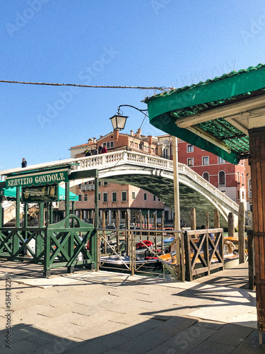 Wallpaper Mural chinese lanterns Venice  Torontodigital.ca