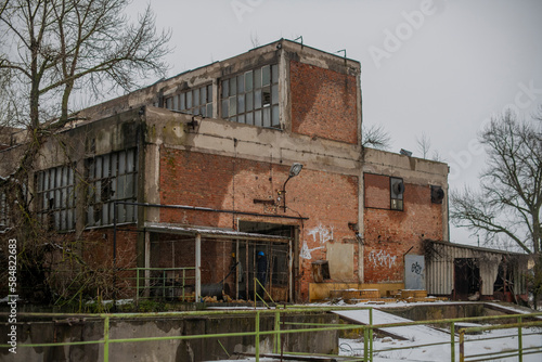 The abandoned Inota power plant - a former thermal power plant located in the town of Inota, Hungary © Arkadiusz