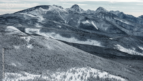 厳冬期の八ヶ岳連峰