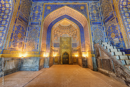 Inside view of the Tilya-Kori Mosque (Tilla-Kari) in Samarkand © efired