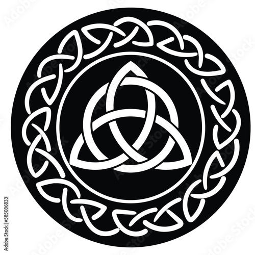 Triquetra in circle trikvetr knot shape trinity vector