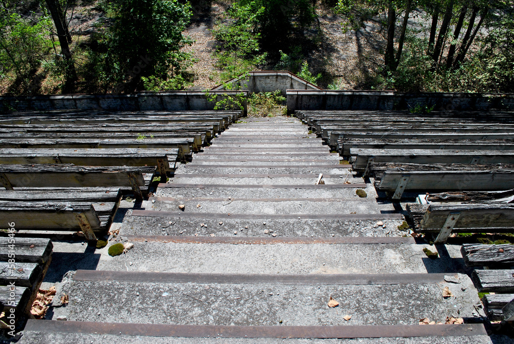 Obraz premium wooden stairs in the stadium