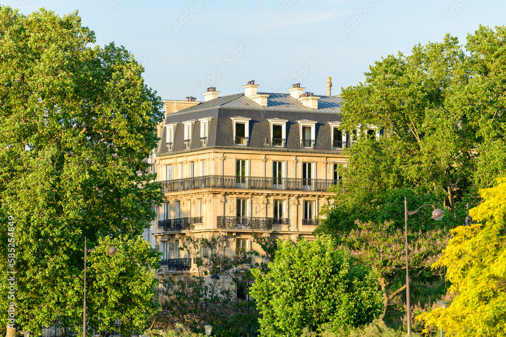 A Hausmann building, in Europe, in France, in ile de France, in Paris, in summer, on a sunny day.