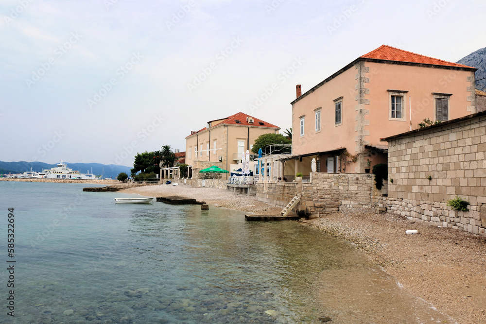 Fototapeta premium houses near the sea, Orebic, peninsula Peljesac, Croatia