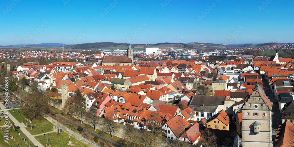 Luftbild der historischen Altstadt von Bad Neustadt an der Saale. Bad Neustadt an der Saale, Rhön-Grabfeld, Unterfranken, Bayern, Deutschland.