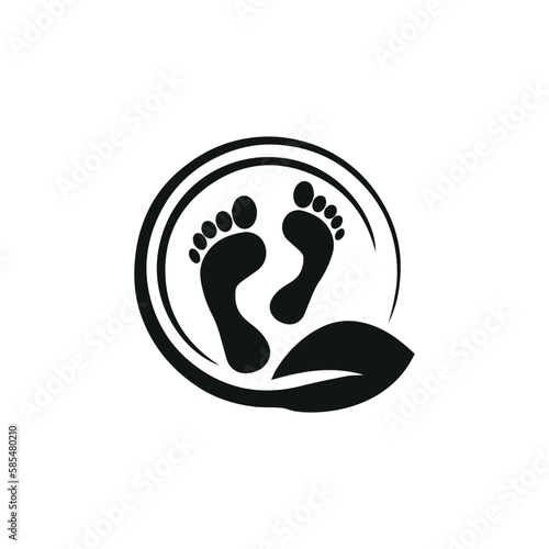 black and white snake. footprints icon. leaf. vector illustration. two legs. logo or icon. clean and healthy legs and feet, toes. medicine podiatrist. health. leaves. nature. sheet. plants. eco. pedic