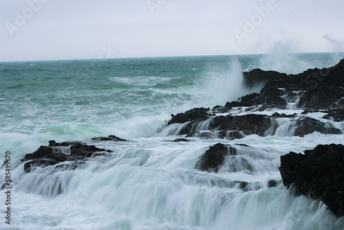 Crashing Waves on rocks
