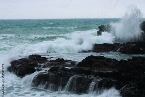 Crashing Waves on rocks