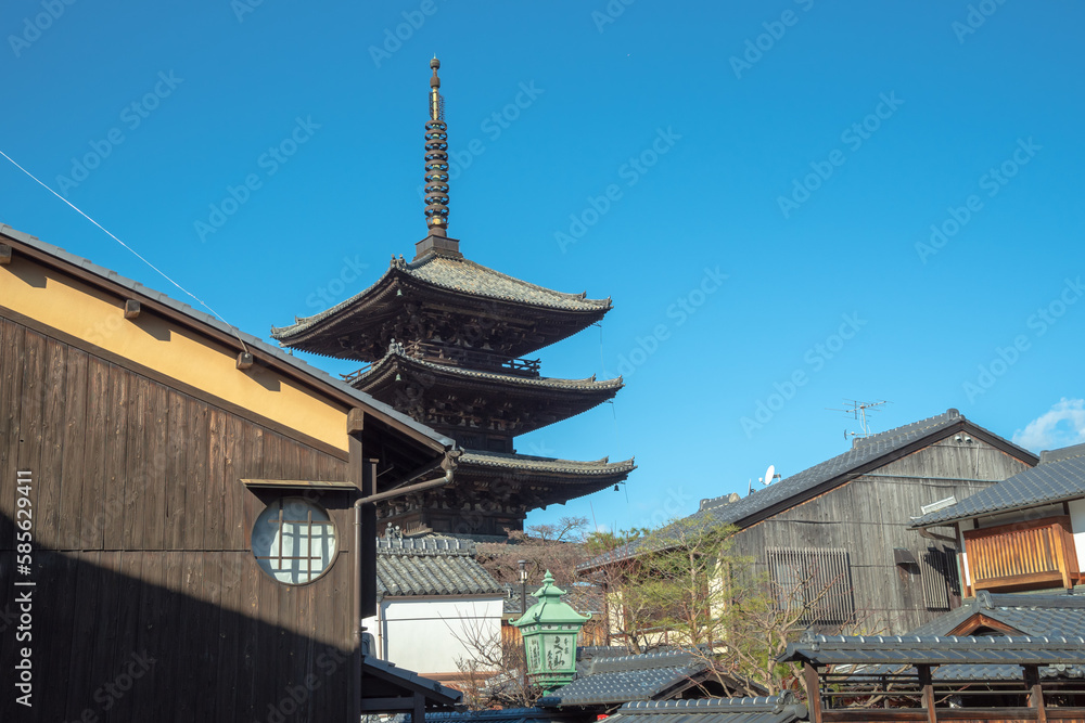 The Yasaka Pagoda(Hokanji Temple), is a popular tourist attraction, the Yasaka Pagoda, also known as Tower of Yasaka and Yasaka-no-to, is a Buddhist pagoda located in Kyoto, Japan. The Yasaka Pagoda(Hokanji Temple), is a popular tourist attraction, the Yasaka Pagoda, also known as Tower of Yasaka and Yasaka-no-to, is a Buddhist pagoda located in Kyoto, Japan.