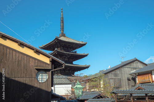 The Yasaka Pagoda(Hokanji Temple), is a popular tourist attraction, the Yasaka Pagoda, also known as Tower of Yasaka and Yasaka-no-to, is a Buddhist pagoda located in Kyoto, Japan. © pinglabel