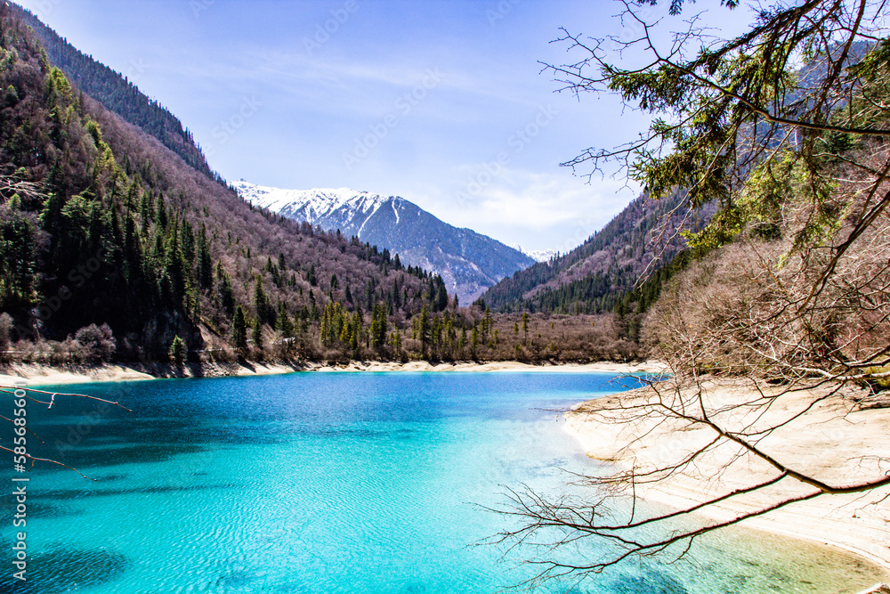 Natural Beauty of Jiuzhaigou Valley