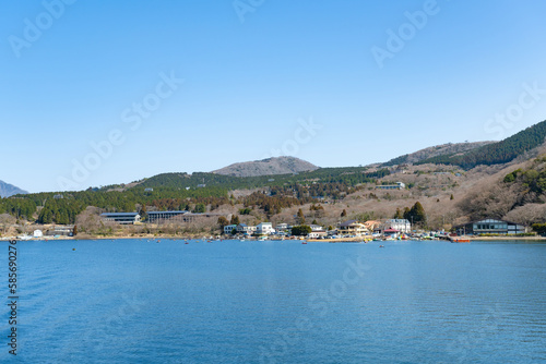 Wallpaper Mural 神奈川県箱根町　芦ノ湖(湖尻・桃源台方面) Torontodigital.ca