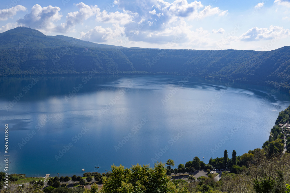 Fototapeta premium Le lac Albano en Italie