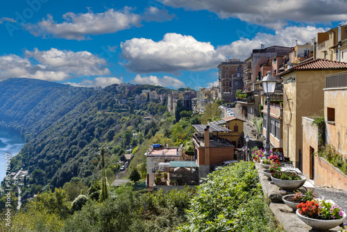 Fototapeta Naklejka Na Ścianę i Meble -  Castel Gondolfo en Italie