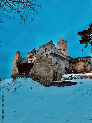 Burgruine Liechtenstein photo