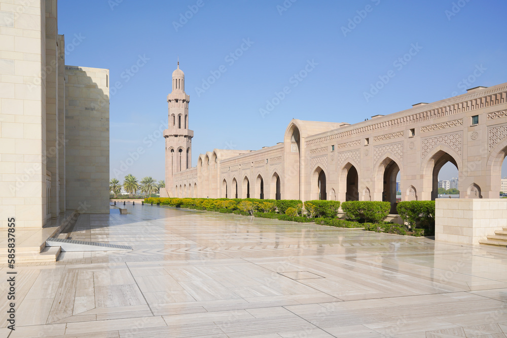 Große Sultan Qabus Moschee von Muscat im Sultanat von Oman.