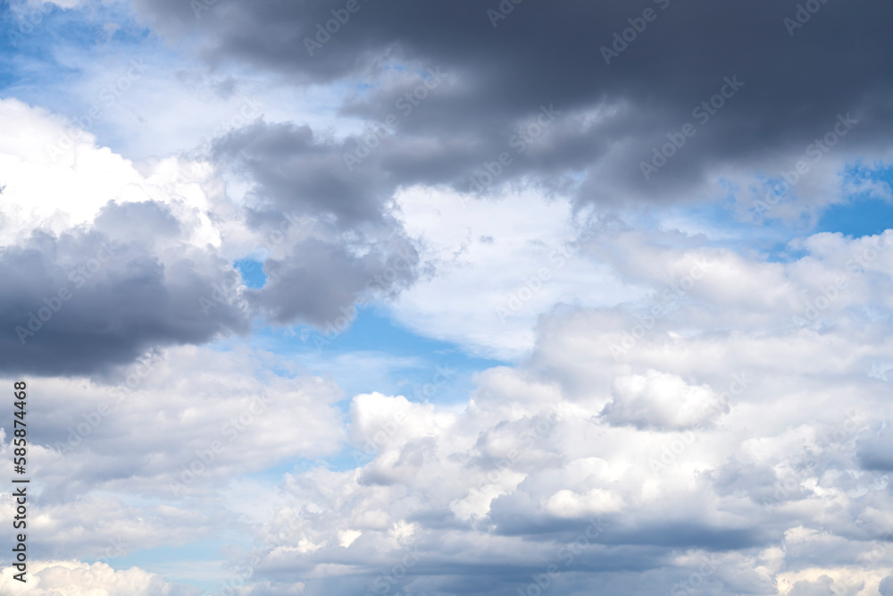 Obraz premium Sky on a clear day with beautiful clouds