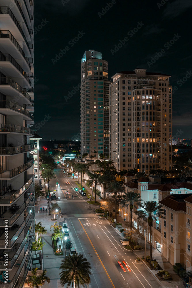 Fototapeta premium Downtown St. Petersburg at Night