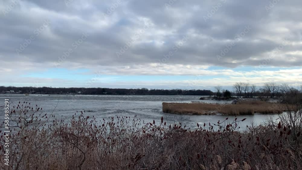 St. Lawrence river in wimter 