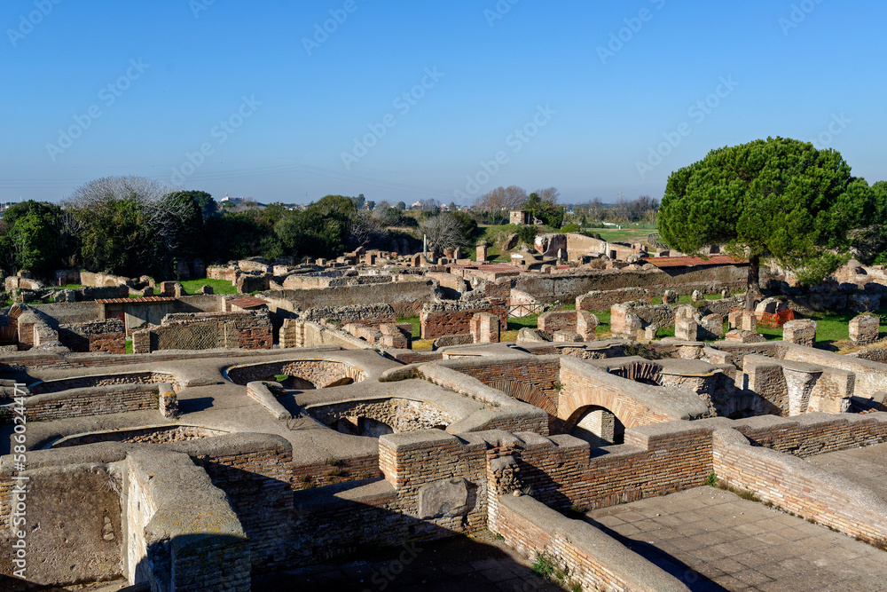 Matinée calme à Ostia Antica