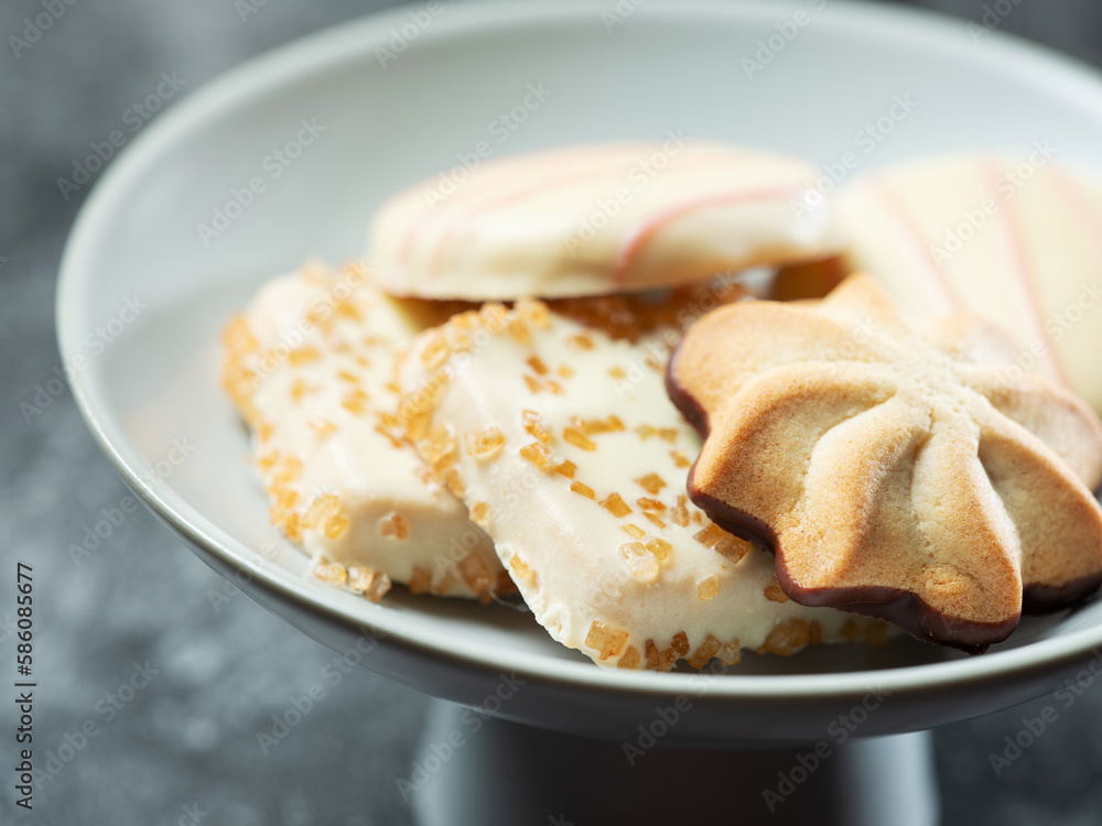Biscuits and cookies on a plate Biscuits and cookies on a plate