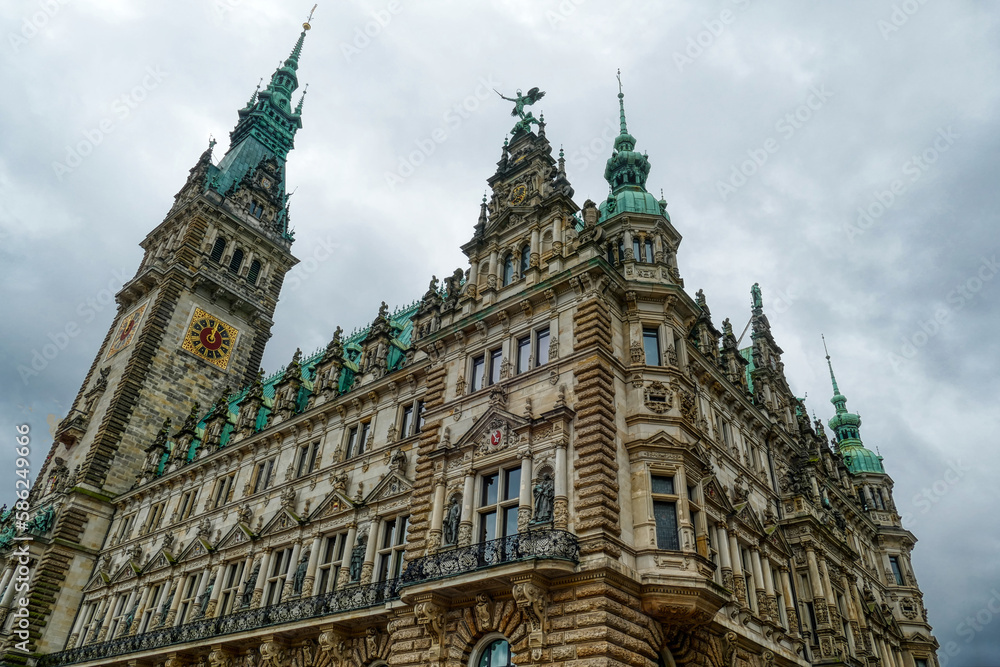 Historisches Rathaus im Zentrum von Hamburg Historisches Rathaus im Zentrum von Hamburg