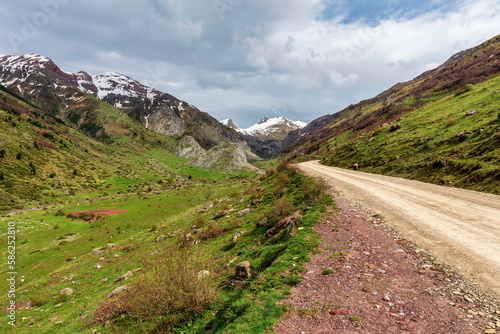 Camins del GR11