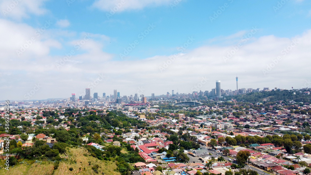 Fototapeta premium wide aerial view of johannesburg city skyline, south africa