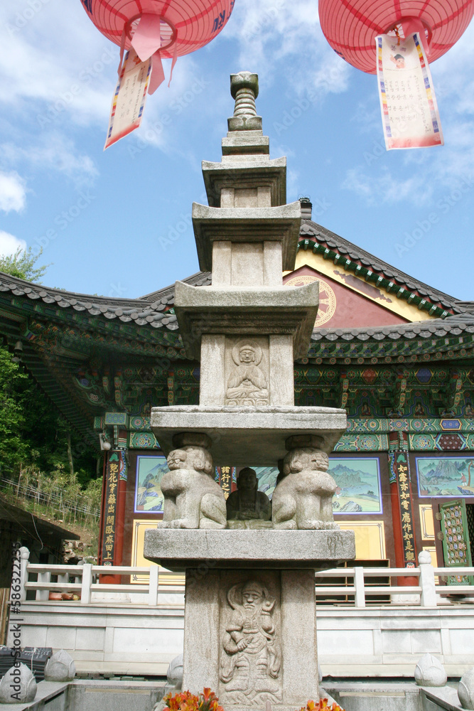 Obraz premium Korea Traditional Stone Pagoda