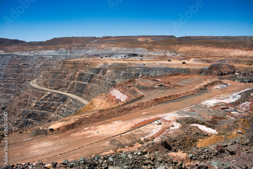 The Super Pit or Fimiston Open Pit, the largest open pit gold mine of Australia, in Kalgoorlie, Western Australia 